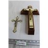 Image 1 : (2) Crosses