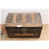Image 1 : *Storage Trunk - 23.75 x 14 x 15 Tall