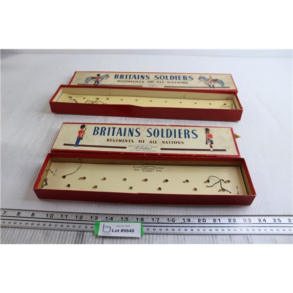 Britian Figurine Boxes No.818, 400 - Toy Soldier - Empty