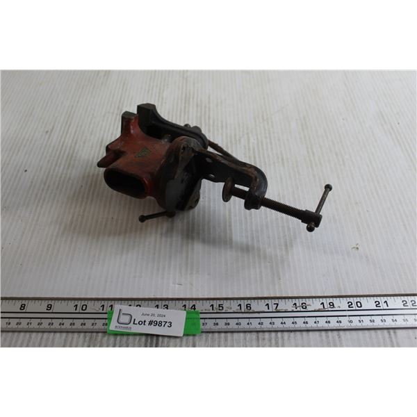 Millers Falls Vise - 2 1/2" Jaws