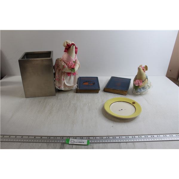 (2) Mouse Doorstops, Vase, (2) Books, Plate