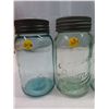 Image 2 : 4 green & blue glass jars (1&2 quartz)