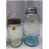 Image 3 : 4 green & blue glass jars (1&2 quartz)