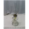 Image 1 : Fingerhold coal oil lamp