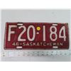 Image 2 : 1946 and 1949 Saskatchewan license plates F20-184 and C5-913)