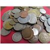 Image 2 : 1 pound world coins