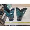 Image 1 : pair of blue mountain pottery vases