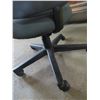Image 3 : Office chair- good condition