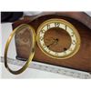 Image 3 : "Seth Thomas" vintage mantel clock - has key, works