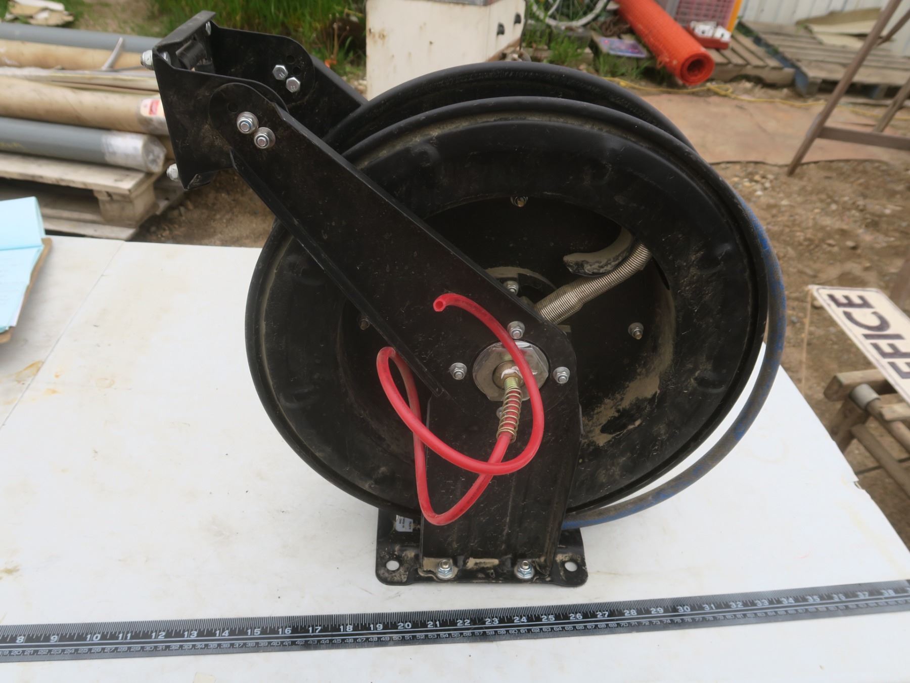 wall mount retractable air hose - Schmalz Auctions