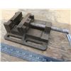 Image 2 : heavy duty 4" drill press vise