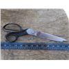 Image 3 : large vintage pair of upholstery shears
