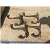 Image 1 : 4 heavy iron hooks