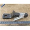 Image 1 : new trailer hitch with pin