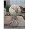 Image 1 : worlds globe