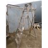 Image 1 : vintage 7ft wooden ladder