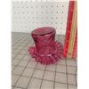 Image 3 : VINTAGE CRANBERRY GLASS TOP HAT VASE