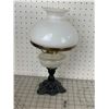 Image 1 : VINTAGE OIL LAMP CAST BASE