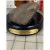 Image 2 : DUCKS UNLIMITED RED TAILED HAWK FIGURINE