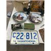 Image 3 : Lot of collectibles - toys, licence plates, etc.
