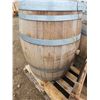 Image 4 : Large oak barrel - 35"x26"W