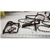 Image 2 : 5 Assorted traps