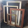 Image 1 : 4 vintage frames (1 has glass)