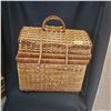 Image 1 : Vintage picnic w/contents