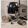 Image 1 : Large vintage percolator, complete , in excellent condition.