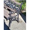 Image 5 : Cast iron & wood garden bench.