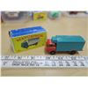 Image 1 : #44 Matchbox/Lesney refrigerator truck green and orange in original box - nice shape