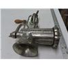 Image 2 : meat grinder