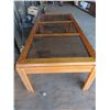 Image 3 : oak coffee table