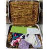 Image 2 : Vintage apollo suitcase with some fabric and sewing stuff