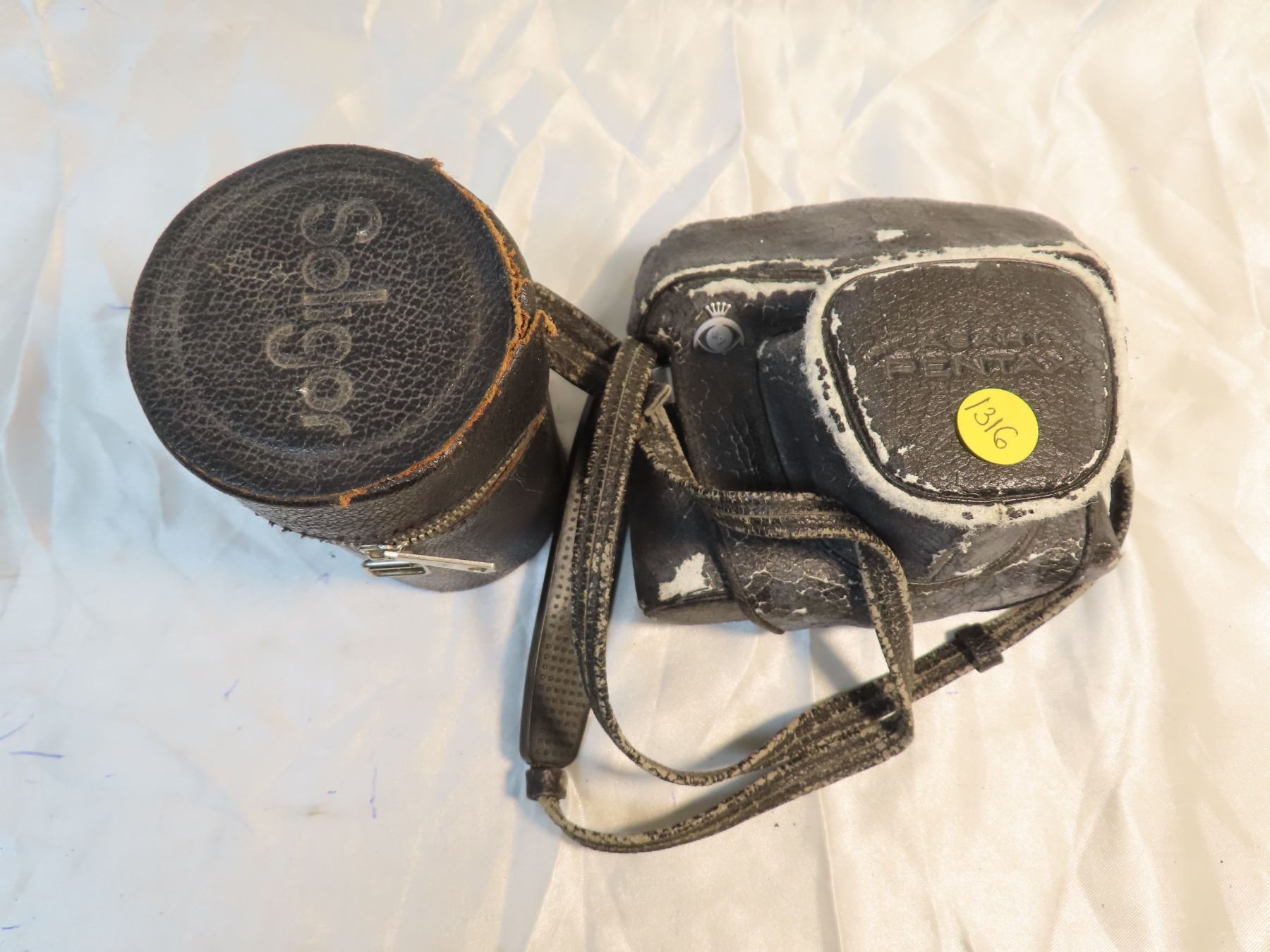 pentan 35mm spotmatic camera+ telephoto lens - Schmalz Auctions
