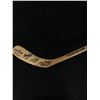 Image 1 : 50/50 CLUB MULTI SIGNED STICK (GRETZKY,HULL,LEMIEUX,BOSSY) MULTIPLE COAS
