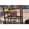 Image 2 : 3 TIERED WOOD SHELF