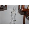 Image 2 : CHINESE PORCELAIN KWAN YIN STATUE HOLDING FLOWERS & CINNABAR BOXES (3 PCS)