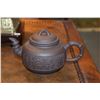 Image 8 : CHINESE CLAY TEA POTS (2 PCS)
