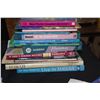 Image 2 : COLLECTION OF BOOKS ON HAWAII (23 PCS)