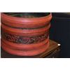 Image 6 : RED LACQUER & GILT CIRCULAR CONTAINERS & RED LACQUERED CARVED ORNAMENT IN THE SHAPE OF A STYLIZED EL