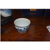 Image 2 : COLLECTION OF BLUE & WHITE BOXES, FRUIT BOWL & STANDS (5 PCS)