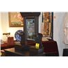 Image 3 : 5 DRAWER DRESSER W/SWIVEL MIRROR & CANDLE STANDS