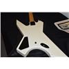 Image 10 : KILLER DAGGER 4 STRING BASS GUITAR W/SOFT CASE