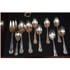 Image 2 : STERLING SERVING SPOONS & FORK (430 G) (10 PCS)