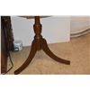 Image 3 : CIRCULAR OCCASIONAL TABLE W/1 DRAWER