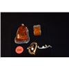 Image 2 : STERLING SILVER AMBER PENDANT & RING, STERLING SILVER CHARM & PIN (4 PCS)