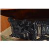 Image 2 : ASSORTED PLATE STANDS (50 PCS)
