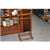 Image 2 : COAT STAND