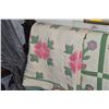 Image 2 : 1930'S FLORAL QUILTS (75 1/2" x 93", 62" x 79" &  67" x 85") (3 PCS)